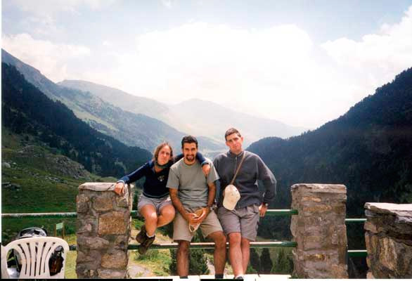 Doctores: Ricardo Brime, Juan Cabello y Helena Álvarez